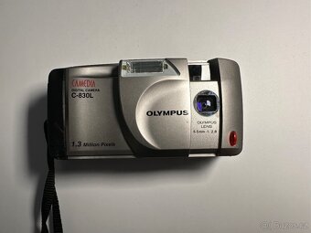 OLYMPUS C-830L Retro fotoaparát - 4