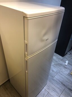 Malá lednice s mrazákem ECG 143cm - 4