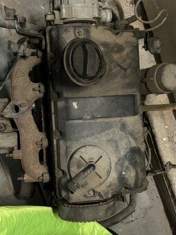 Ford Galaxy 1,9Pd/85kw r.v.2002 motor - 4