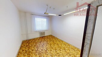 Prodej bytu 3+1 s lodžií, ul. Marie Majerové, Ostrava - 4