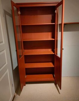 HEMNES VITRÍNA  - 4