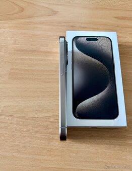 iPhone 15 Pro Natural Titanium BATERIE 100% TOP - 4