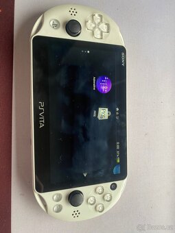 Ps Vita - 4