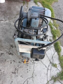 Kompresor funkční - 4