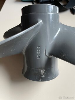Prodam lodni vrtuli Honda Bf 8-20 - 4