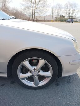 Mercedes-Benz CLK W209 270CDI - 4