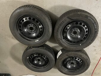 Plechové disky (VW Passat B8) zimní pneu 215/60 R16 - 4