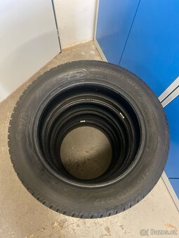 Zimní pneu 215/60 R17 - 4