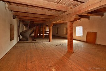 Prodej skladového prostoru s bytem, 600 m2, Rozsochatec - 4