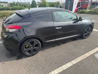 Renault Megane 3 coupé - 4