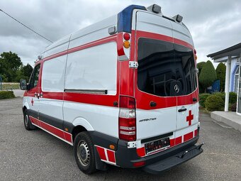 Mercedes-Benz Sprinter 2.2 CDI Sanitní vůz - manuál - 4