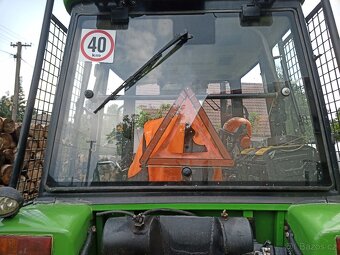 Zadni sklo traktoru Foton TB504 - 4