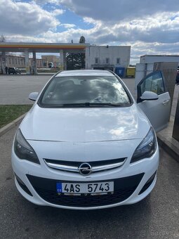 Opel Astra 1.6 CDTi ST 81 kw - 4