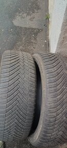 235/45 R2O celoroční 2 kusy - 4