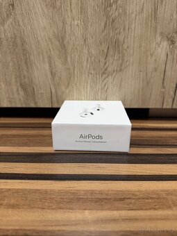 Apple AirPods 4 ANC (potlačení hluku) - 4
