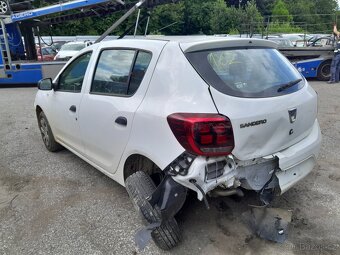 Dacia Sandero 1,0i - 4
