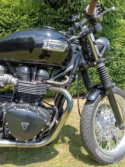 Triumph Thruxton 900 - 4