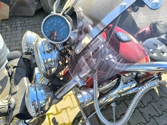 Suzuki Intruder 800 - 4