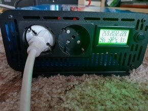 Prodám sinusový měnič napětí 24/230V 2500/5000W - 4