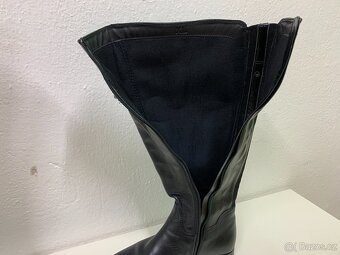 Dámské kožené kozačky Baťa - 4