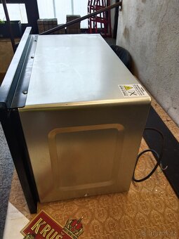 Prodám nepoužitou vestavnou mikrovlnou troubu amica - 4