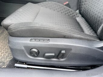 škoda superb 3,4x4,2.0 tdi,110kw,style plus ,zak.v čr,2017, - 4