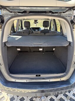 Renault Grand Scenic 3 1.9 dci - 4