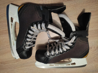Hokejové brusle Bauer SUPREME, nože TUUK - 4