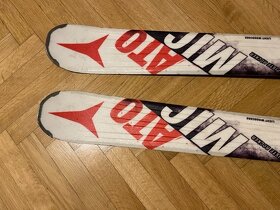 Sjezdové lyže ATOMIC - 4