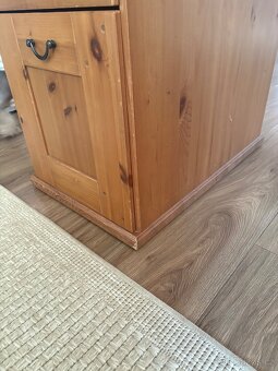 Stůl dřevěný IKEA Hemnes - 4