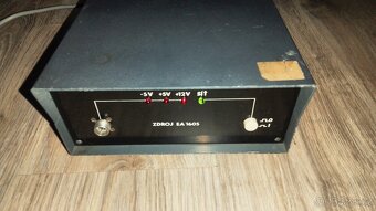Zdroj  na PMD 85 - 4