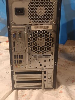 Lenovo ThinkCentre - 4