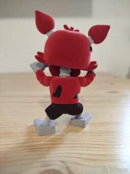 Five nights at Freddy's Foxy vinylová figurka ( Flocked ) - 4