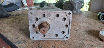 Hydraulické zubové čerpadlo ZC 100/63, 40 - 4