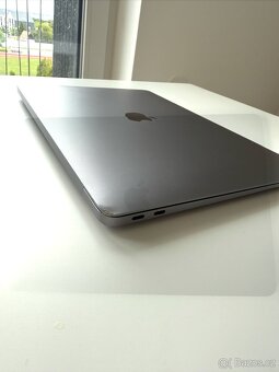 MacBook Air 13" M1 Vesmírně šedý CZ - 4