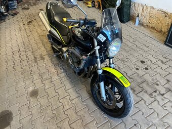 Honda 600hornet - 4