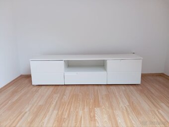 Tv stolek bílý LESK - 4