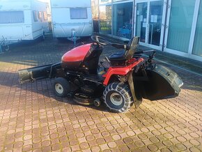 Zahradní traktor Wisconsin W3532 za zimní cenu - 4