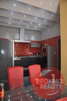 PRONÁJEM 3+1, o výměře 105 m2, v centru Jihlavy KRYTÝ BAZÉN - 4