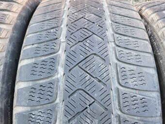 4x 245/45R19 Pirelli Sottozero 3 - 4