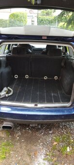 VW Passat Variant - 4