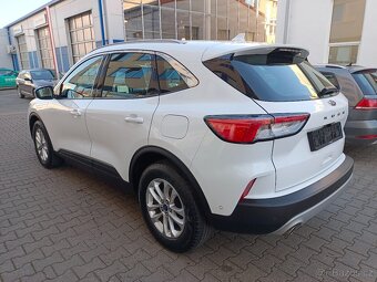 Ford Kuga 1.5 88kW Aut. 96tkm Webasto Virtual ACC Keyless Qi - 4
