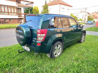Suzuki Grand Vitara 2.0i AT 4x4 - 4