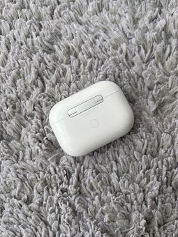 Apple AirPods Pro 1. generace - 4