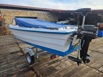 Lod, člun 5x1.9m, i vlek, motor elektrický start - 4