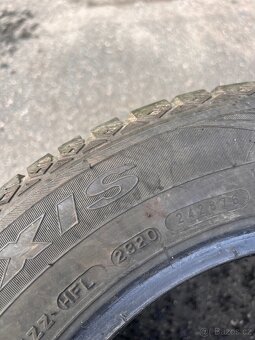 Zimní pneu 205/60R15 - 4