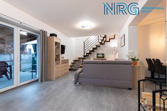 Prodej řadového domu 4+1, 97 m2, pozemek 558m2, Skochovice - 4