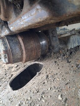 Prodám pásový caterpillar 323dl - 4