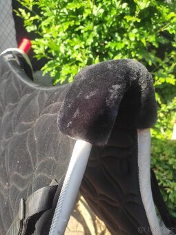 Černá sametová dečka a čabraka Eskadron - 4