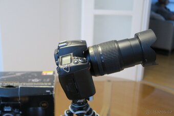Nikon D7000 + objektiv a příslušenství - 4